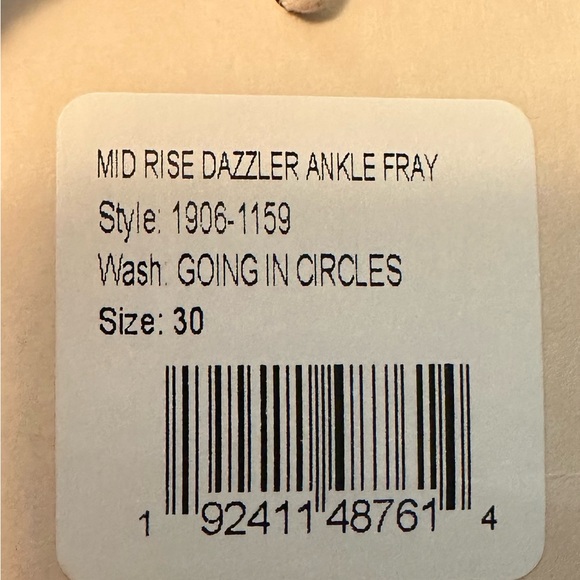 MOTHER mid rise dazzler ankle fray - Picture 5 of 6